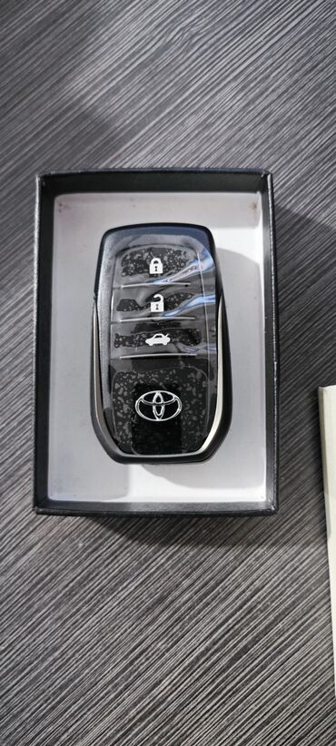 Другие аксессуары: Продаю ключи Toyota