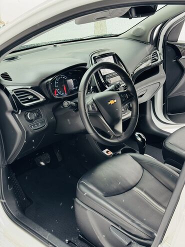 Chevrolet: Chevrolet Spark: 2019 г., 1 л, Автомат, Бензин, Хэтчбэк — 7