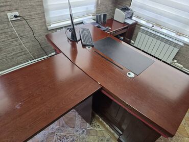 офисные стулья бу: Продаётся б/у мебель в хорошем состоянии, недорого