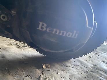 реплика мото: Скутер Benelli (надпись Bennali на крышке вариатора). Кузов серого — 1