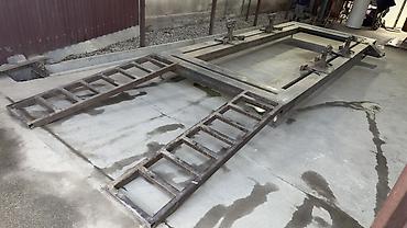 Домкраты, подъемники: Стапель для кузовного ремонта автомобилей - Напольная рама из — 2