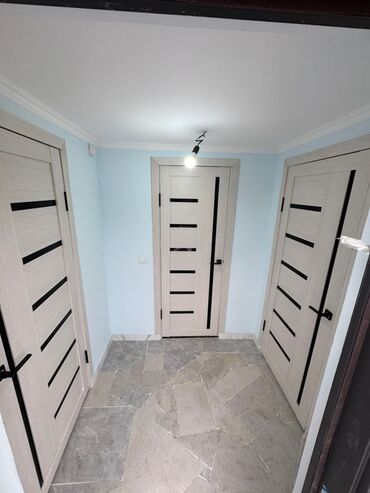 Продажа комнат: 400 м², Без мебели — 8