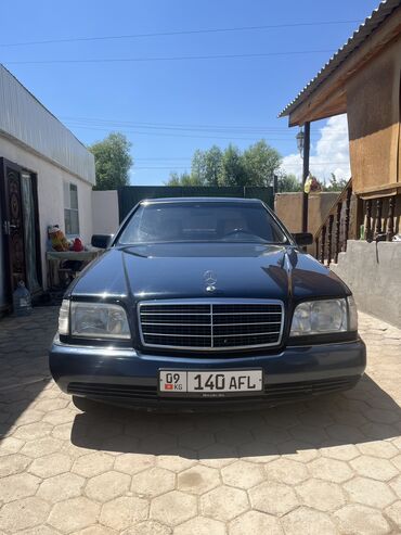 коврик мерседес: Mercedes-Benz 320: 1994 г., 3.2 л, Механика, Бензин, Седан