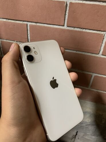 телефоны 900: IPhone 11, Колдонулган, 128 ГБ, Ак, Каптама, Заряддоочу түзүлүш, Коргоочу айнек, 73 %