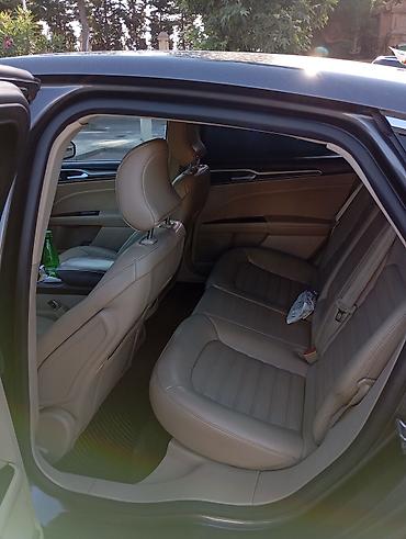 Avtomobil satışı: Ford Fusion sedan – geniş və komfortlu salon - Rəng: tünd boz kuzov — 7