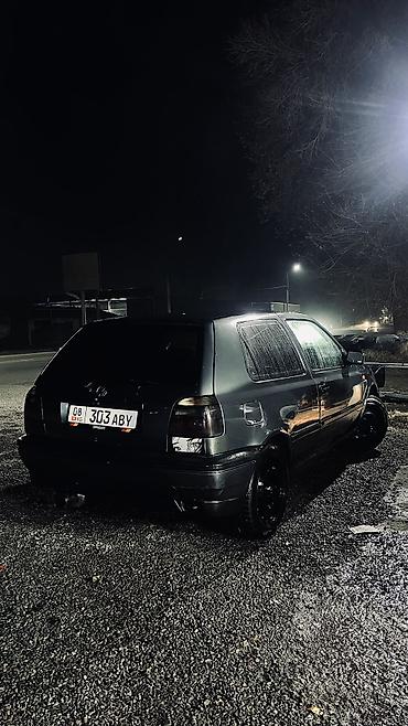 Volkswagen: Volkswagen Golf: 1993 г., 1.8 л, Механика, Бензин, Хэтчбэк — 10