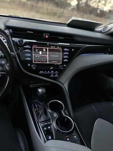 changan hybrid: Toyota Camry: 2020 г., 2.5 л, Вариатор, Гибрид, Седан — 10