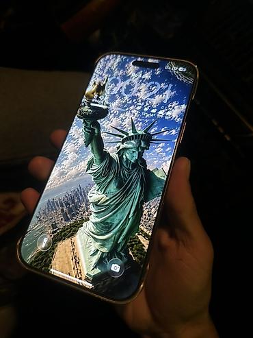 IPhone 16 про мах цвет Gold - Дисплей 6.7" Super Retina XDR с вырезом