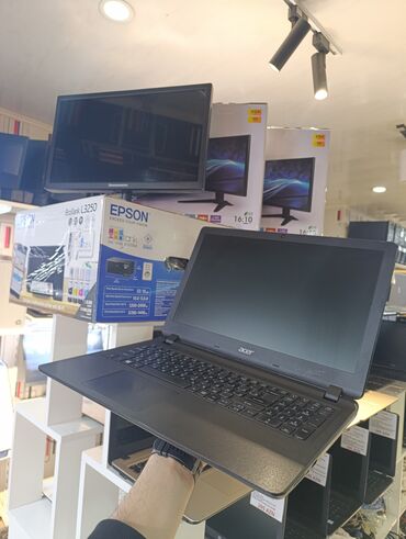 Dell: İşlənmiş Acer 15.6 ", Intel Core i3, 512 GB, Ünvandan götürmə, Ödənişli çatdırılma, Rayonlara çatdırılma