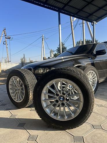 r16 р16: Комплект оригинальных дисков BMW с зимними шинами - Диски: литые BMW — 2