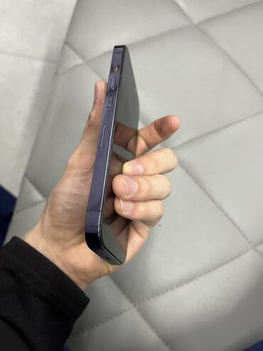 Apple iPhone: IPhone 14 Pro, Б/у, 256 ГБ, Deep Purple, Кабель, Зарядное устройство, Чехол, 82 % — 4