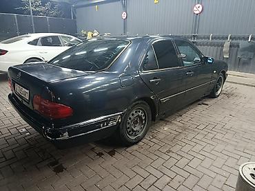 x class: Mercedes-Benz E-Class: 1998 г., 2 л, Механика, Бензин, Седан — 6