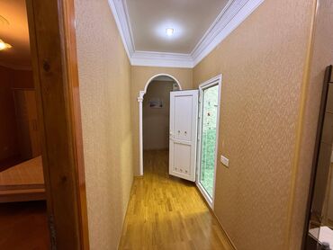 Uzunmüddətli kirayə mənzillər: Xətai rayonu, Xətai metrosuna piyada məsafədə yerləşən 4 mərtəbəli — 7