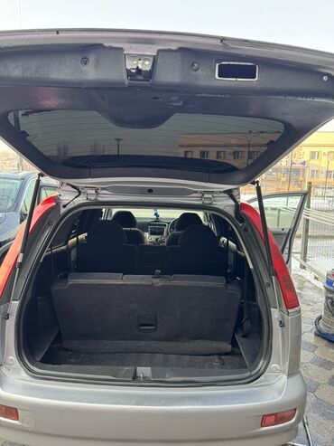 Honda: Honda Stream: 2001 г., 1.7 л, Автомат, Бензин, Минивэн — 10