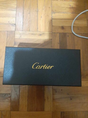 novi rock fan duks: Cartier u radnji 1360e prodajem za 600 ili menjam za