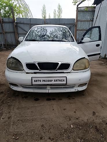 opel astra gtc: Daewoo Lanos, седан, белый цвет. Комплектация и особенности по фото — 1