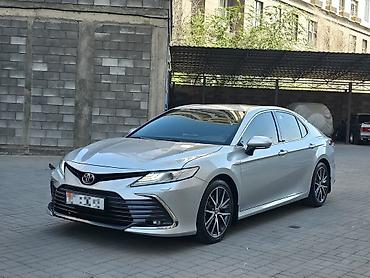 etari et 700 max: Toyota Camry: 2021 г., 2.5 л, Автомат, Бензин, Седан — 2