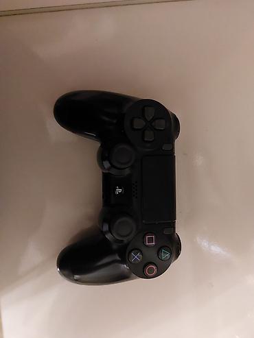 playstation lombard: Sony PlayStation 4 Pro Xüsusiyyətlər: - Model: PS4 Pro (CUH — 7