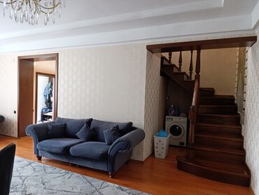 Продажа домов: Дом, 300 м², 6 комнат, Риэлтор — 24