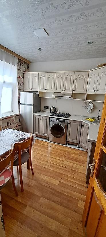 Həyət evləri və villalar: Satılır: həyət evi Qala qəsəbəsi, Xaşaxuna bağlarında, mərkəzi yoldan — 10