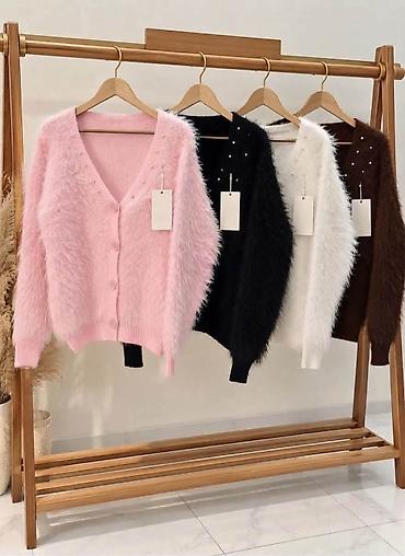 strikanje dzempera: 10. Predivniii
Uvoz Turska
Vel : S M L XL
Cena : 3.400 dinara H — 4