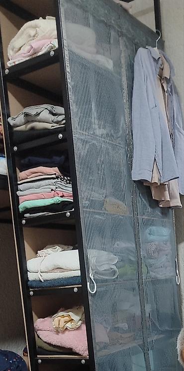 Двуспальные кровати: Металлическая полка 
для полок есть отдельные ДВП — 2