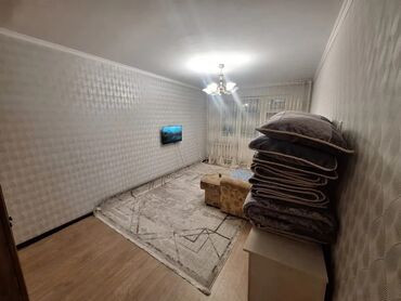 Долгосрочная аренда квартир: 1 комната, Агентство недвижимости, Без подселения, С мебелью частично