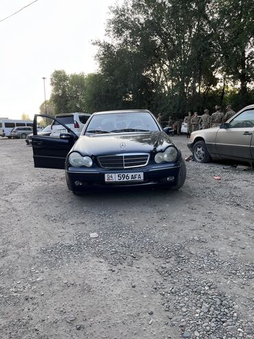 tayota runx: Mercedes-Benz C-Class: 2001 г., 2 л, Автоматические, Бензин, Седан