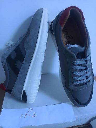 Кроссовки и спортивная обувь: Распродажа остатков очень удобных в ношении ботасов из натуральной — 32