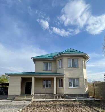 новый роскошный дом: Дом, 260 м², 5 комнат, Агентство недвижимости