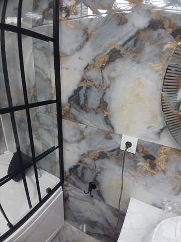 Duş kabinaları, arakəsmələr: Yeni Arakəsmə, Düzbucaqlı, Pulsuz çatdırılma — 18