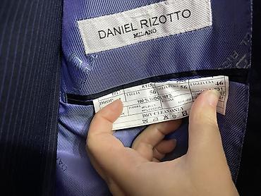 Kişi geyimləri: “Daniel Rizotto”
Tək kostyum. Çox səliqəli qalıb.
56 ölçü — 2
