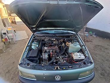 Volkswagen: Volkswagen Passat: 1989 г., 1.8 л, Механика, Бензин, Седан — 8