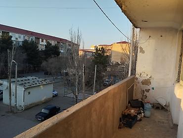 mkr: Sumqayıt şəhər 12 ci mkrda yerləşir . Kirayə verilir 5 mərtəbənin 3 cü — 6
