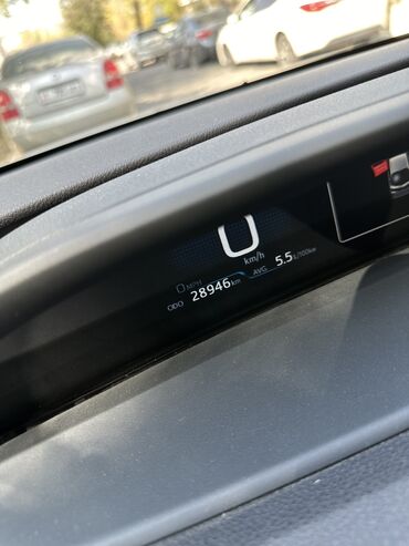 Toyota: Toyota Prius: 2021 г., 1.8 л, Вариатор, Гибрид, Хэтчбэк — 8