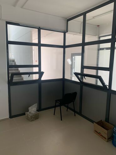 Алюминиевые окна на заказ: Перегородка Алюминиевый перегородка Цельно стеклянные Перегородки из — 13