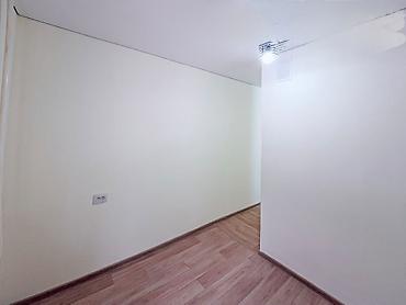 токольдошь: 1 комната, 35 м², Ортосайский рынок / базар 104 серия, 1 этаж, Евроремонт — 5