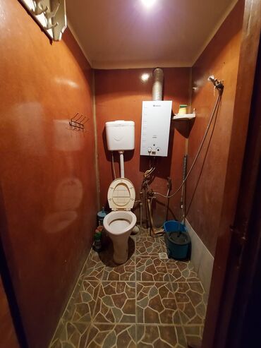 Həyət evləri və villaların satışı: 3 otaqlı, 67 kv. m, Orta təmir — 16