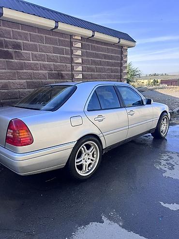 mazda 323: Mercedes-Benz C-Class: 1995 г., 1.8 л, Автомат, Бензин, Седан — 4