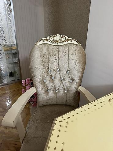 Masa və oturacaq dəstləri: Klassik üslubda yemək dəsti - Komplekt: 1 böyük masa + 8 stul (6 ədəd — 11