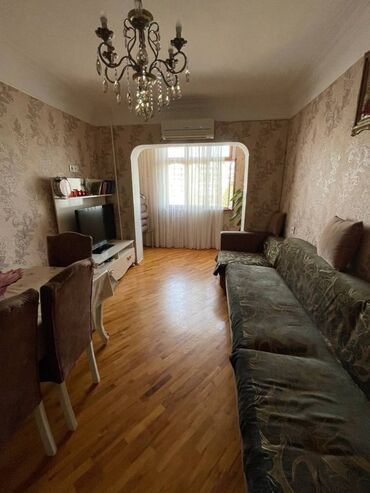 Köhnə tikili: Bakı, 3 otaqlı, Köhnə tikili, m. Xalqlar Dostluğu, 80 kv. m -da lalafo.az — 2 Köhnə tikili: Bakı, 3 otaqlı, Köhnə tikili, m. Xalqlar Dostluğu, 80 kv. m — 2