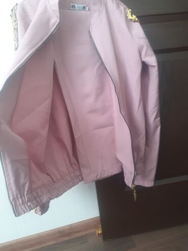 İdman geyimləri: Kecen sezon alinib 1 defe geynilib cemi yenidi demek olarki — 3