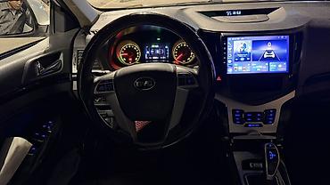 BYD: BYD E5: 2019 г., Электромобиль, Седан — 14