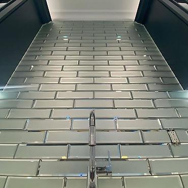 Укладка плитки: Подготовка стен для укладки, Подготовка стен для грунтовки, Резка плитки | Керамическая плитка, Керамогранитая плитка, Мозаичная плитка | Вертикальная укладка, Диагональная укладка, Горизонтальная укладка Больше 6 лет опыта — 24