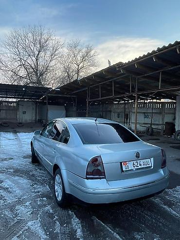 Volkswagen: Volkswagen Passat: 2003 г., 2 л, Механика, Бензин, Седан — 4