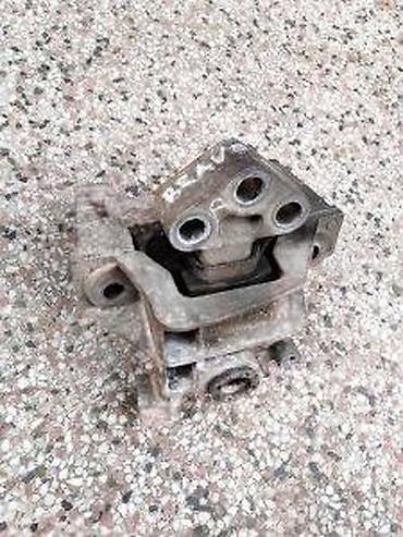 polovni krovni koferi: Fiat bravo 2 nosac motora desni. Fiat bravo 2 nosac motora desni — 1