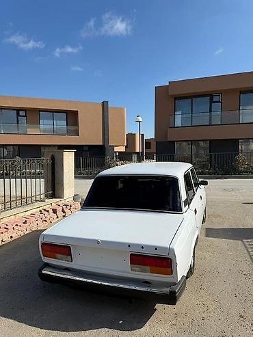 2107 maşın: VAZ (LADA) 2107: 1.5 l | 2005 il 26000 km Sedan — 4