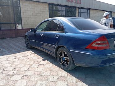 мерс газ: Mercedes-Benz C-Class: 2001 г., 3.2 л, Автомат, Бензин, Седан