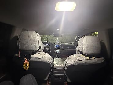 salon oturacaqlari: Hyundai Santa Fe: 2 l | 2011 il Krossover — 4
