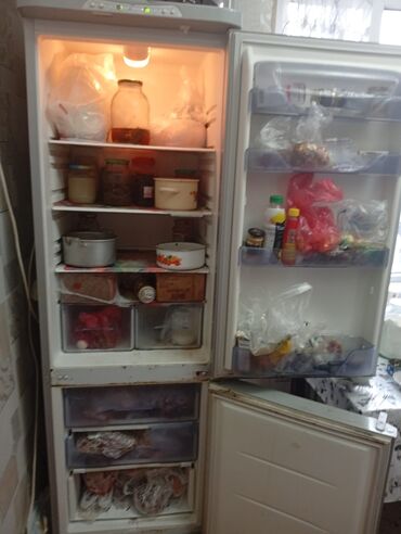 Soyuducular: 2 qapılı Biryusa Soyuducu Satılır, rəng - Gümüşü — 15